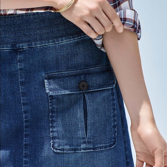 Ann Taylor LOFT denim skirt - Picture 4 of 4